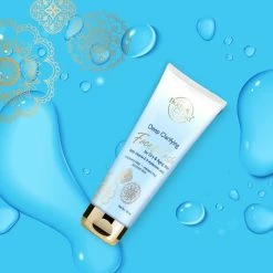 Skin Deep Clarifying Face Wash - Powered With Hyaluronic Acid & Vitamin E By Body Cupid