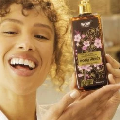 WOW Skin Science Japanese Cherry Blossom Foaming Body Wash